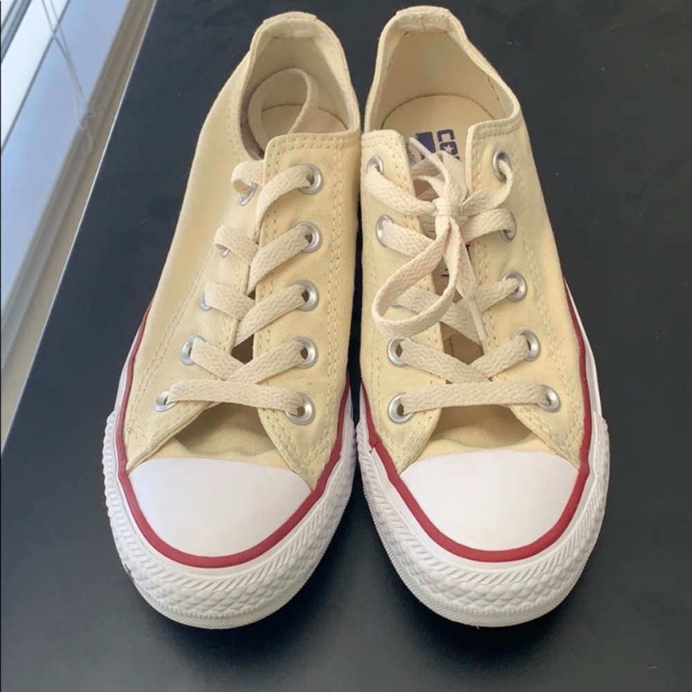 Yellow Converse - Picture 2 of 5